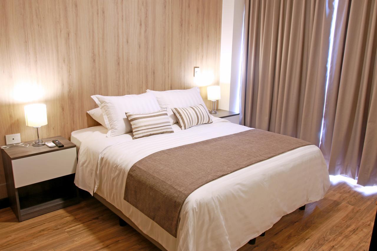 Urban Suites Apart Hotel Santa Cruz de La Sierra Exteriör bild