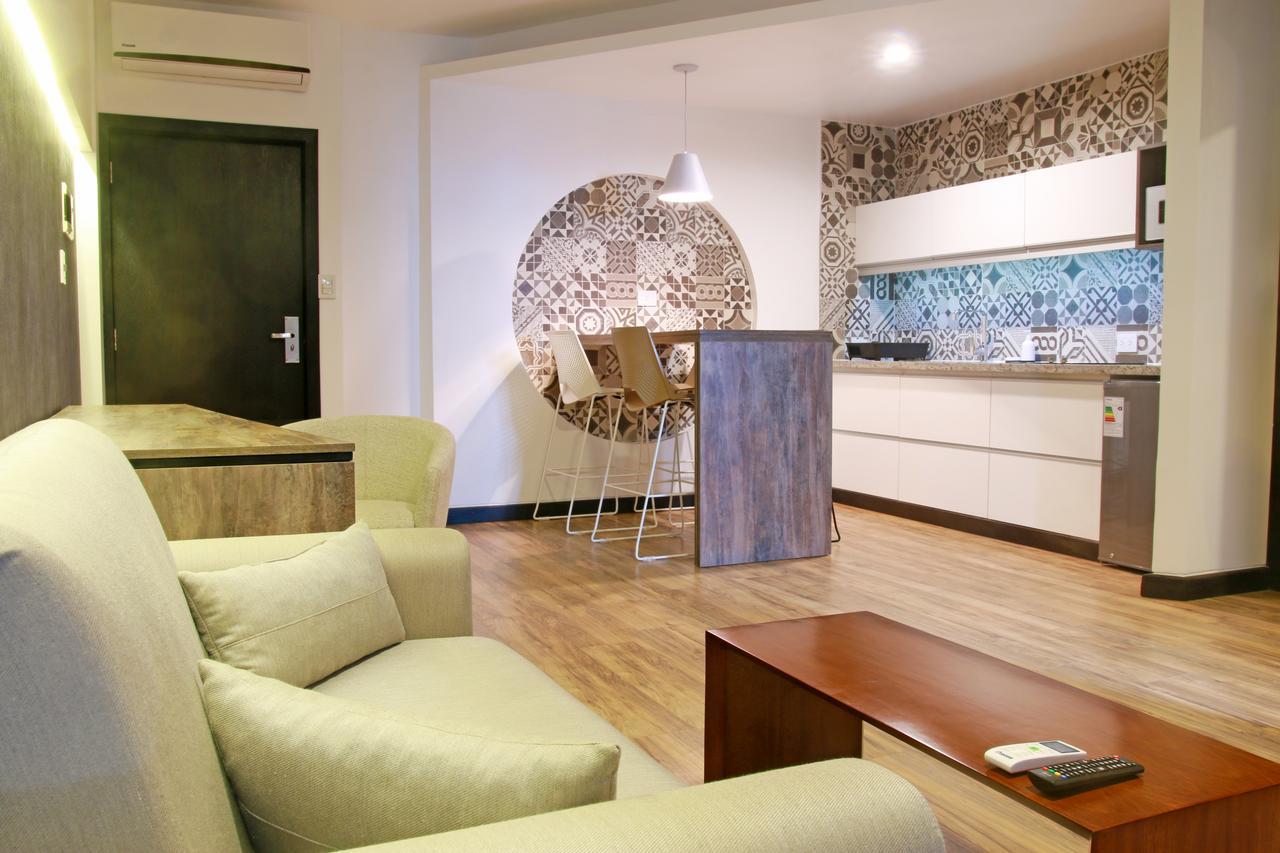 Urban Suites Apart Hotel Santa Cruz de La Sierra Exteriör bild