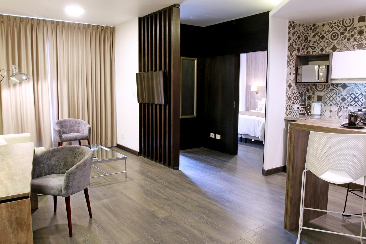 Urban Suites Apart Hotel Santa Cruz de La Sierra Exteriör bild
