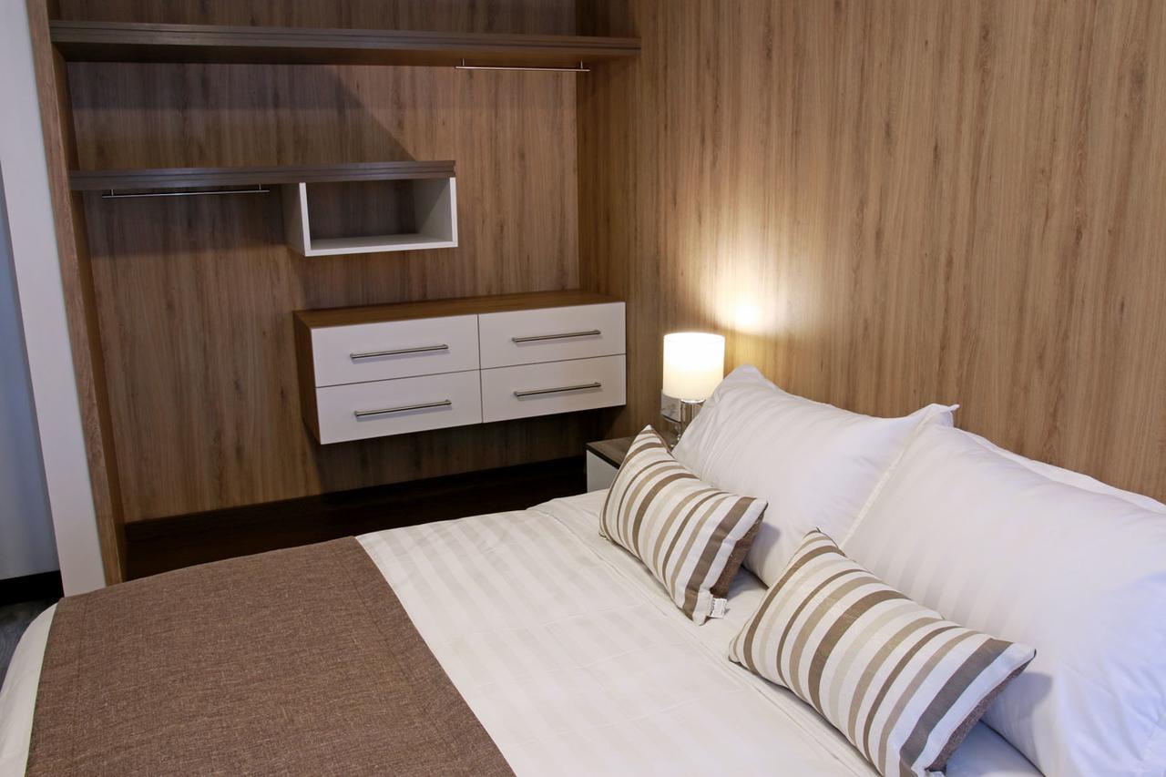 Urban Suites Apart Hotel Santa Cruz de La Sierra Exteriör bild