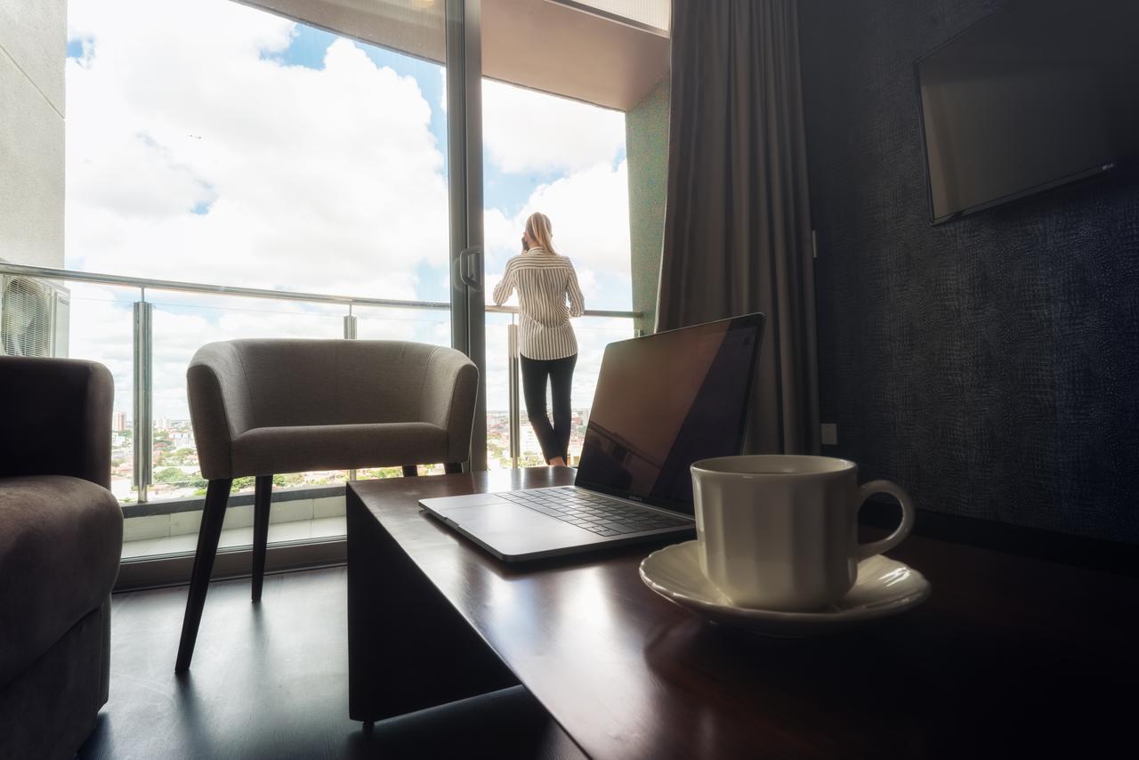 Urban Suites Apart Hotel Santa Cruz de La Sierra Exteriör bild